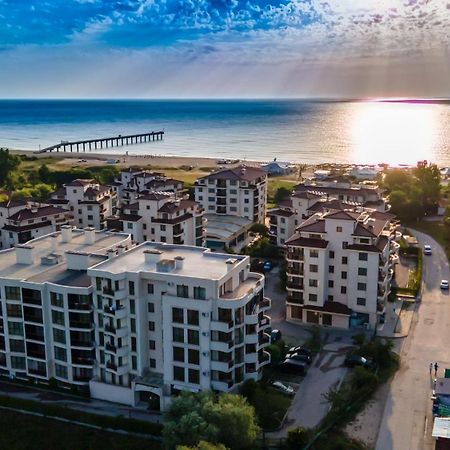 Long Beach Resort Shkorpilovtsi Exterior foto