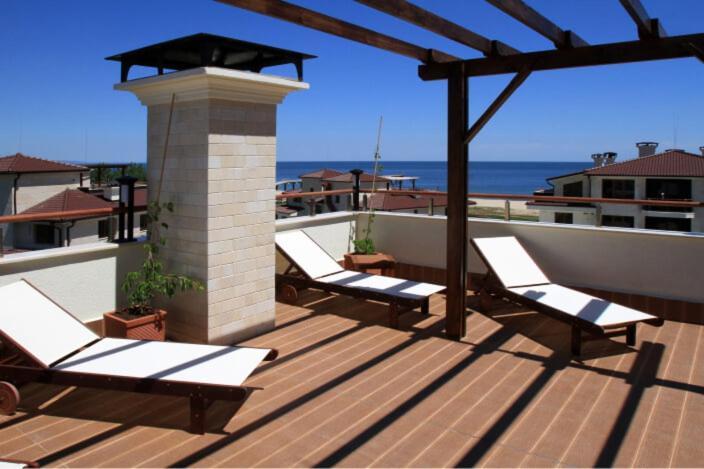 Long Beach Resort Shkorpilovtsi Exterior foto